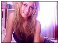 19OXIE on Sex Toy Cam Shows