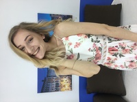 AdelaideZ on Sex Toy Cam Shows