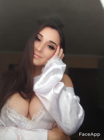 AmyWhite1 on Cams