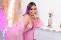 AngieRoussy Live Webcam on Cams.com
