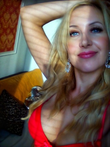Ann_Lovely on Rate My Web Camera