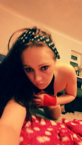 Caitlin1 on Sex Toy Cam Shows