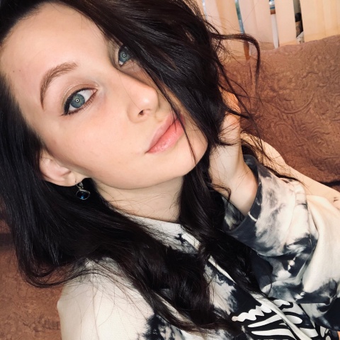 CarrieCastle on Cams