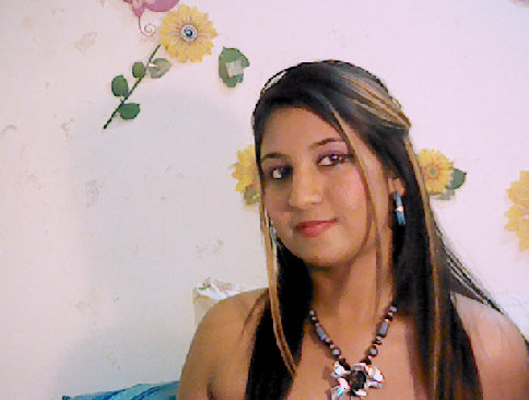 IndianTreat69 on Cams
