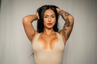 IvonnyFoster Live Webcam on Cams.com
