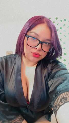 Kendall_browns on HotAsianCamGirls.com