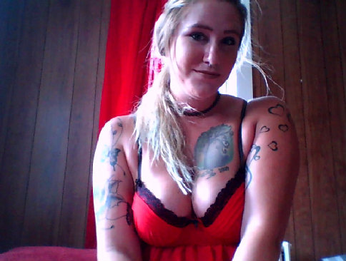 LaceyRae on Sex Toy Cam Shows