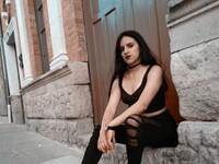Laiia_Clower on Sex Cam Spot