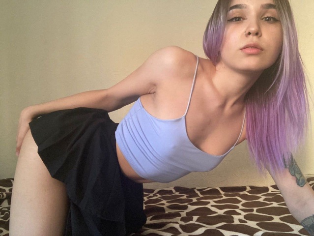 LaliMayHot on Sex Toy Cam Shows