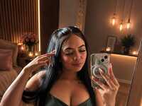 MaraBenett Live Webcam on Cams.com