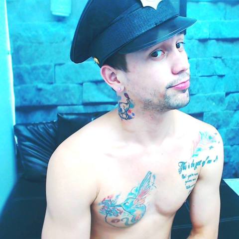 Paolofuck_23 on Cams