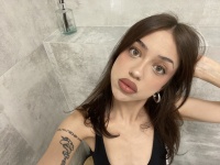 RoxyBullet Live Webcam on Cams.com