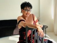 SondraRiddlee Live Webcam on Cams.com