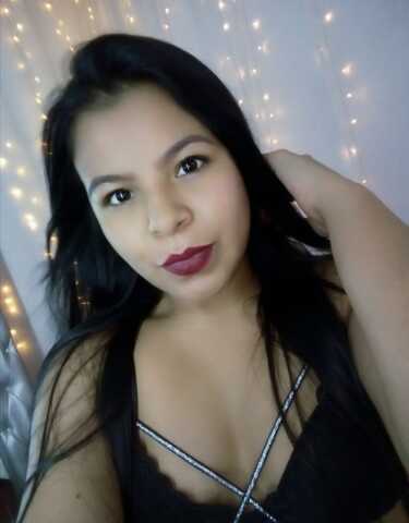 Valentina_Brown on Rate My Web Camera