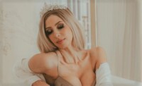 WhiteQueen888 on PlayWithMe.com