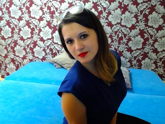 YessicaBlemm on XXX Web Cam Shows