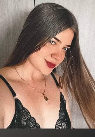 ZoeLove18 on Cams