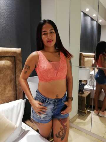 anny15 on Live Sex Shows