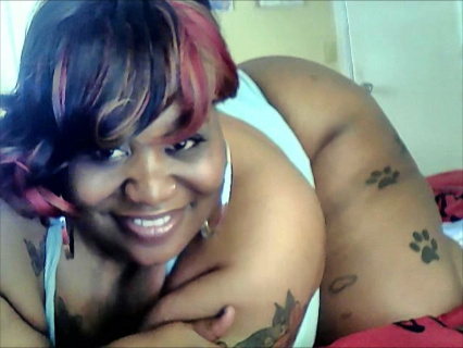 bbw_queen on Rate My Web Camera