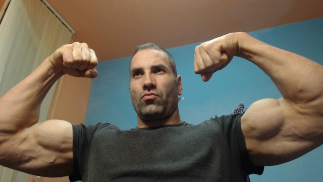 musclecock on Cams