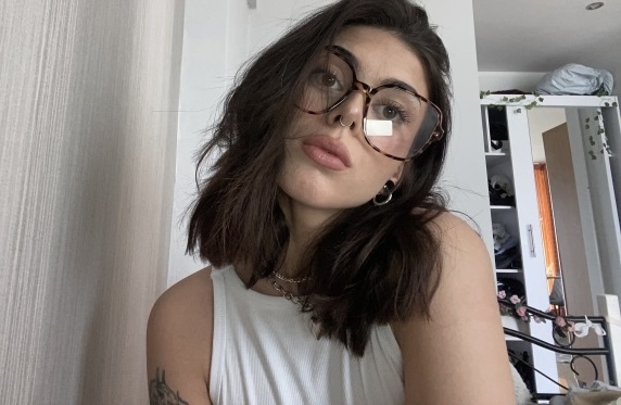 Click here to chat with NovaSin.