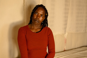 Click here to chat with Queenambre.