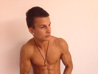 youngmuscular on Cams