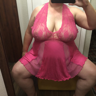 Mature BBW likes to have her pussy eaten out